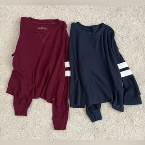 Bundle of 2 Hollister Must Have Womens Long Sleeve Cropped Tops Size XS Waffle